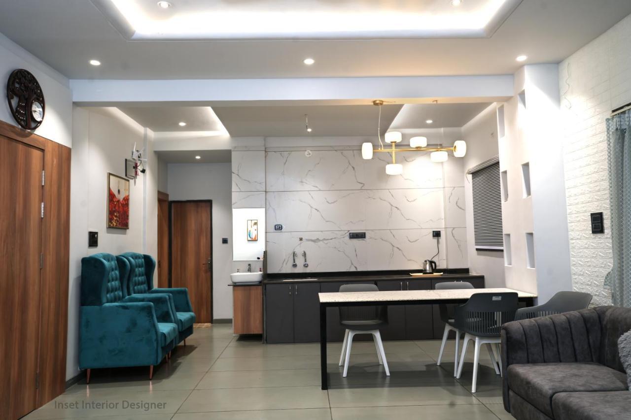 Hotel Mountain View Nashik Bagian luar foto
