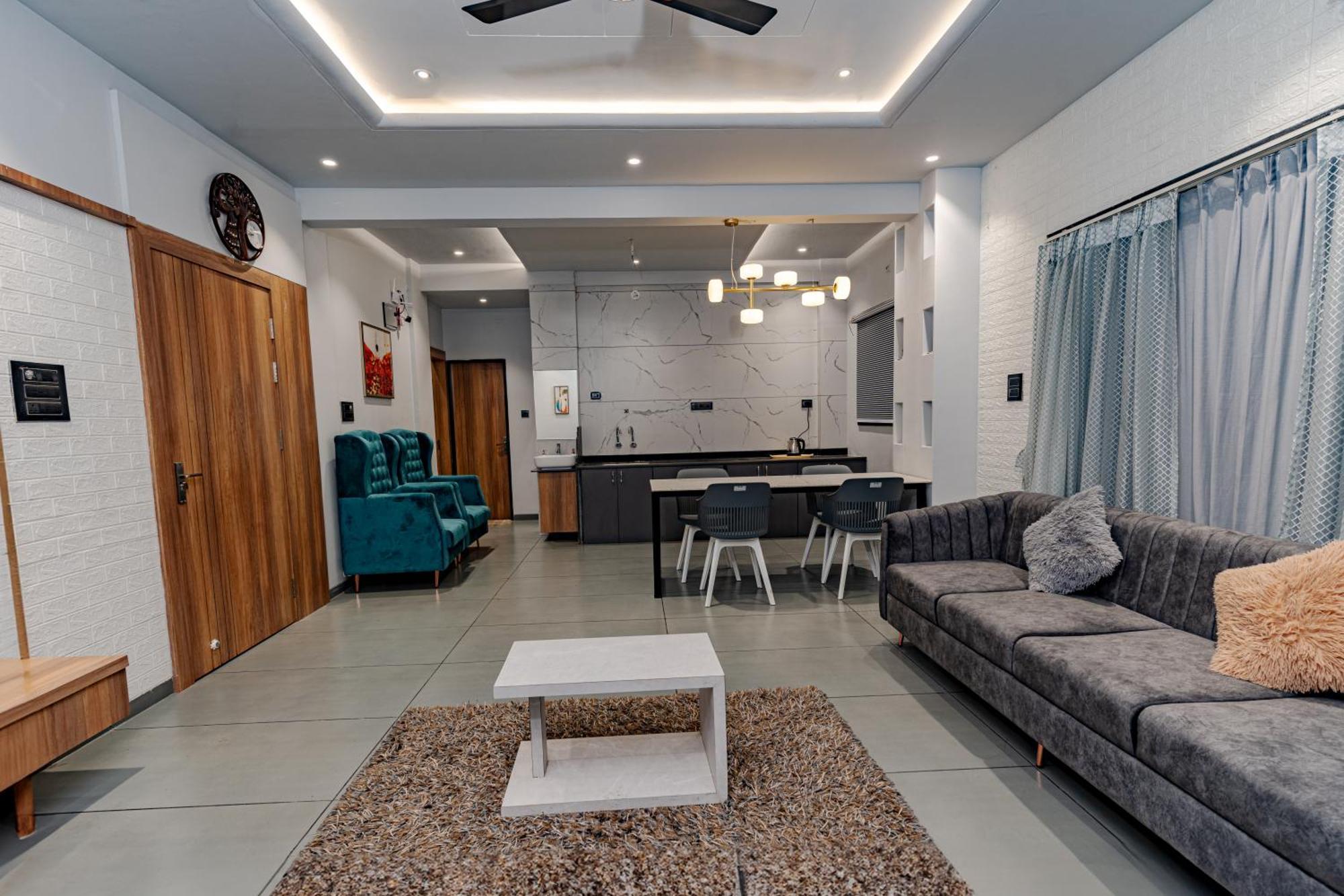 Hotel Mountain View Nashik Bagian luar foto
